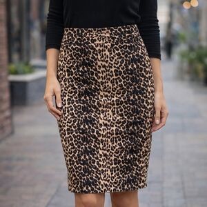 Leopard Women Skirt Medium Back Leg Opening